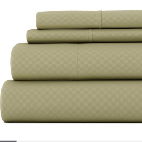Expressed In Embossed Checkered 4 Piece Bed Sheet Set, King - Picture 1 of 1